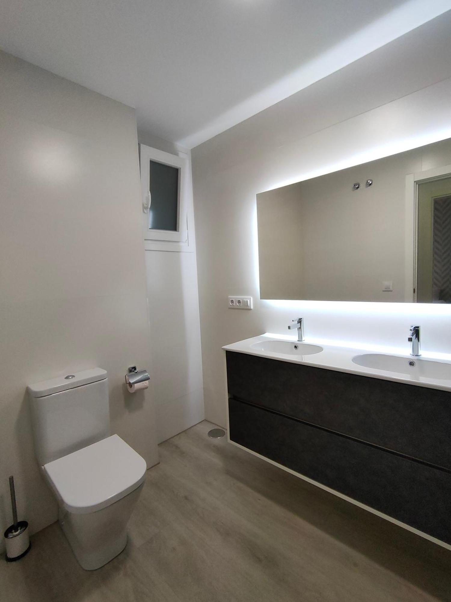 Casa Mallen, Con Amplia Terraza, En El Barrio De Nervion Sevilla Buitenkant foto